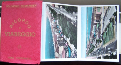 cartellina con le vedute di Viareggio